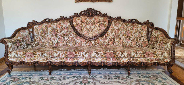 Antique Baroque Sofa dans Sofas et futons  à Laval/Rive Nord