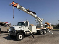 2013 Terex Commander International Digger Derrick Unit