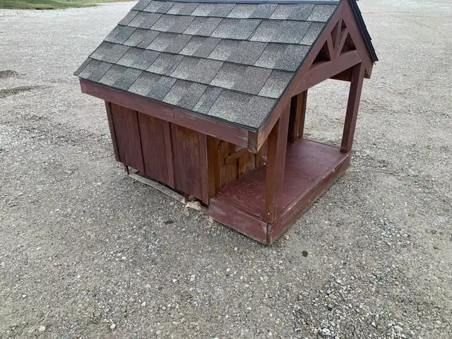 dog house in Accessories in Owen Sound - Image 5