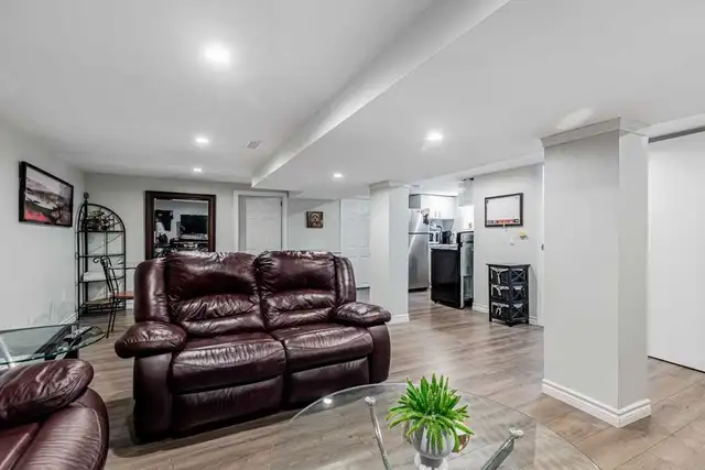 2-bedroom bachelor's unit (Basement) at Whitby, ON in Long Term Rentals in Oshawa / Durham Region - Image 7