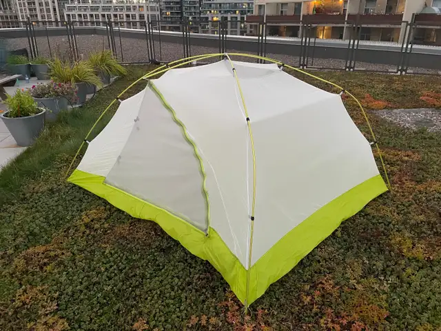 MEC Volt 3 Tent in Fishing, Camping & Outdoors in City of Toronto - Image 2