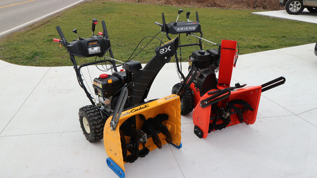 Ariens or Cub Cadet 24 Inch Snowblowers...MINT in Snowblowers in St. Catharines - Image 2