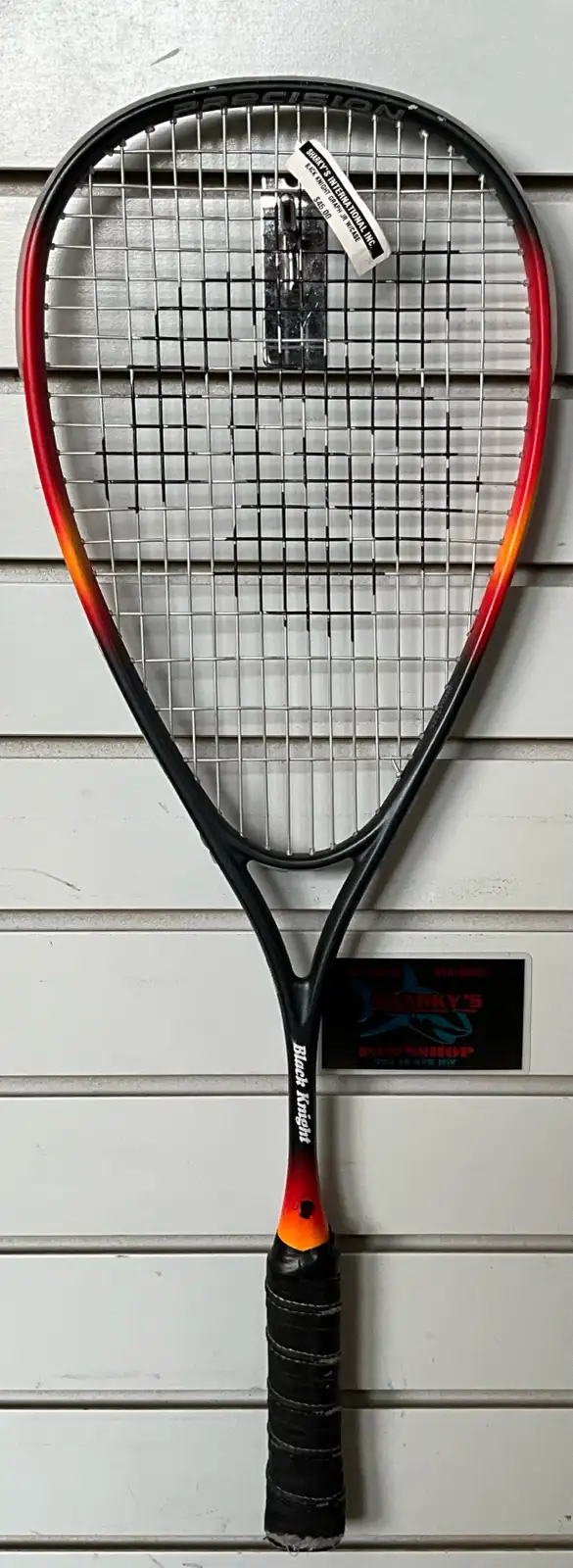 Black Knight Graph jr. Racket With Case (27399421) in Tennis & Racquet in Calgary - Image 2