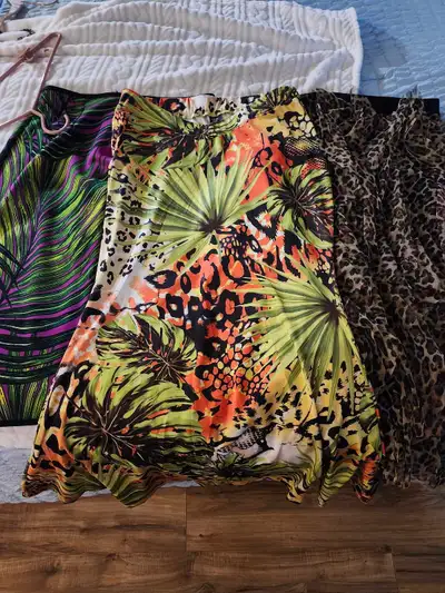 Lots de vêtements femmes 10-12, View more