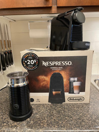 NESPRESSO ESSENZA MINI BY DeLonghi