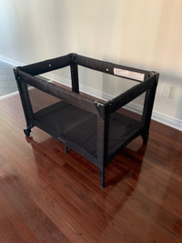 Playpen foldable portable