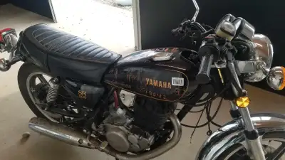 1979 Yamaha SR500 with ~ 5800 kms, recent oil change and tuneup. Runs great, Alberta registered and...