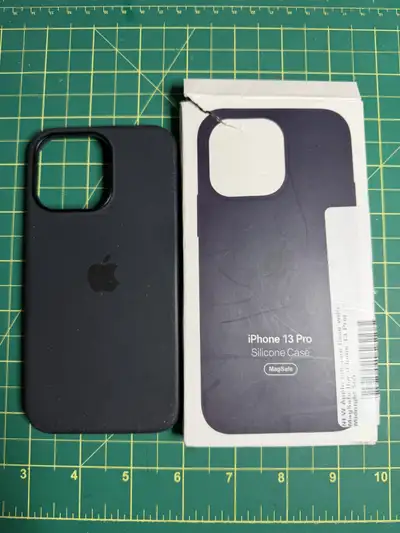 Apple Iphone 13 Pro Silicone Case Magsafe Midnight Blue, View more