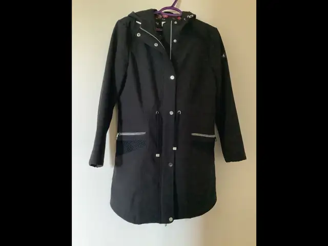 LADIES JACKET in Women's - Tops & Outerwear in Summerside - Image 2