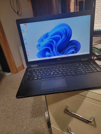 Dell Latitude 5500  i5 1.6Ghz 16GB Ram 256GB Touchscreen Win11, View more