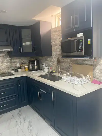 Approved one bedroom basement near Brampton Civic Hospital Bedrooms have big windows (equipped with...