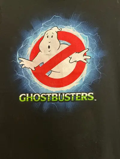 Perfect for Halloween. Has some slight smudges on print, see 6th pic. Measurements: Shoulders, 14.5...
