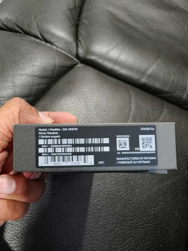 Samsung Galaxy S26+ 256GB Silver Shadow in Cell Phones in Oshawa / Durham Region - Image 5