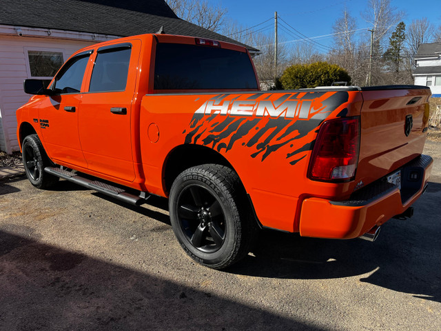 2019 Dodge Ram Classic Crew Cab in Cars & Trucks in Fredericton - Image 3