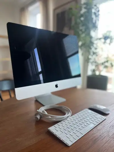 Apple iMac Late 2015, View more