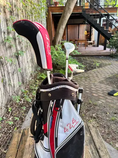 Bâton de golf junior (10 ans et moins).