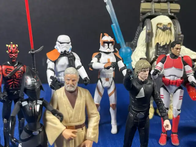 Star Wars Action Figures in Toys & Games in Mississauga / Peel Region - Image 7