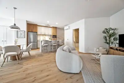 ***Occupation dès maintenant*** www.siennacondos.com Appartement Condo 2cc de luxe au nouveau projet...