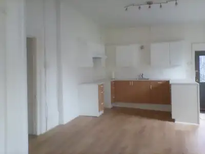 Spacious 1-bedroom, ground floor and freshly renovated apartment available for up to 6-month rental...