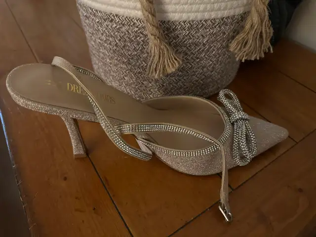 High heeled shoes in Women's - Shoes in West Island - Image 3