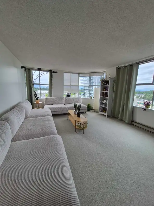 Private Room + Bathroom in Spacious 2 Bed/2 Bath Condo in Room Rentals & Roommates in Delta/Surrey/Langley - Image 9