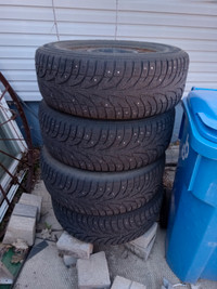265/65R17 Winter Tires with rims