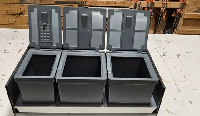Garbage/Recycle cabinet pull-out63848997062787121