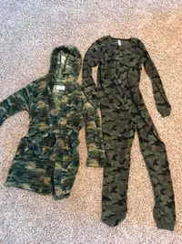 Boys 10-12 camouflage  housecoat and onesie