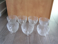 LIQUIDATION/CLEARANCE Tasses en verre (Glass cups, mugs)