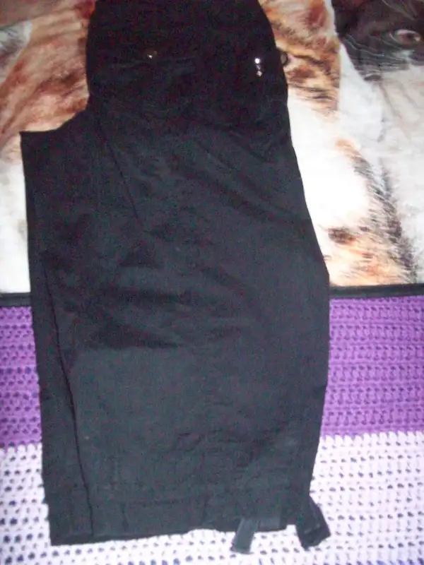 Women's plus ize Capri pants in Women's - Bottoms in Barrie - Image 5