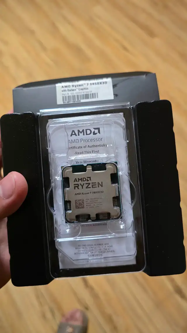 AMD Ryzen 7 7800X3D – Excellent Condition