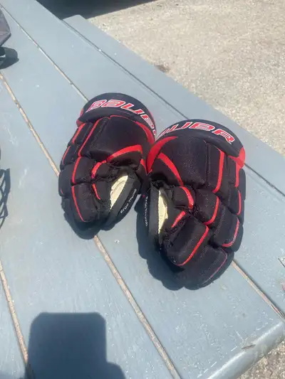 jr 10” Bauer hockey gloves, View more