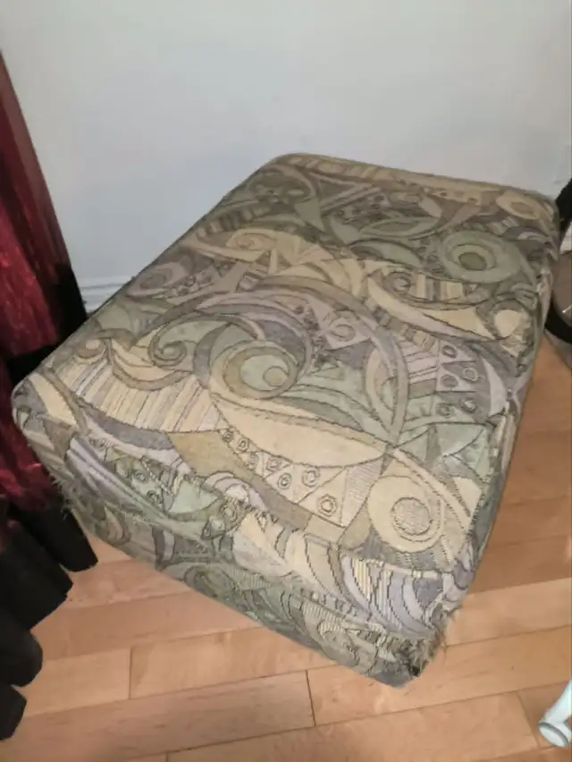 Grey Fabric Rectangular Ottoman / Footstool (32" x 22" x 15") ✨