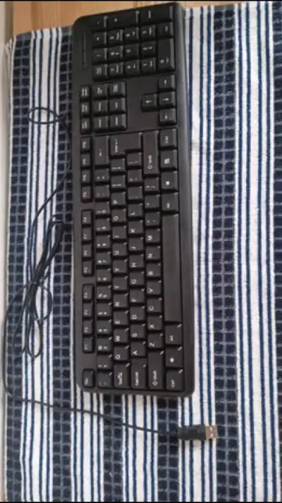 Keyboard (Pristine), View more