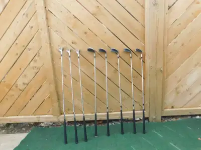 Right-hand CLEVELAND HB3 irons set, View more