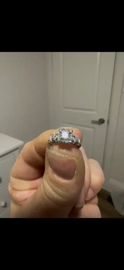 vintage 3 diamond gold  ring , View more
