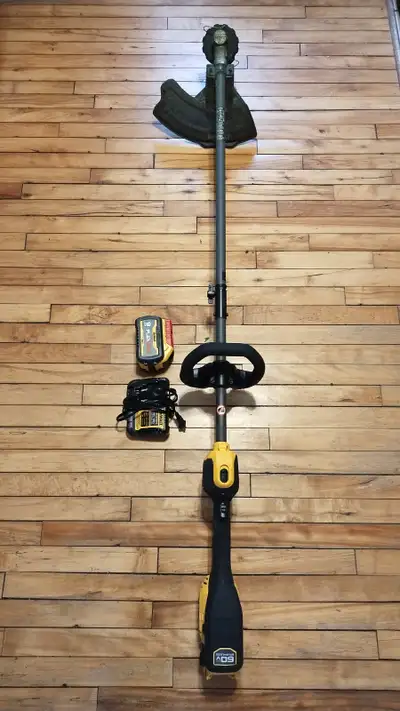 DEWALT 60V MAX FLEXVOLT Lithium-Ion Cordless Brushless 17-inch Folding Attachment Capable String Tri...