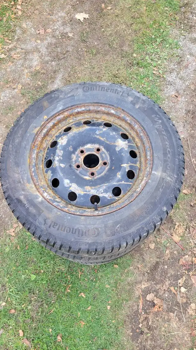 Continental Winter Contact 235 65 17 in Tires & Rims in Barrie - Image 3