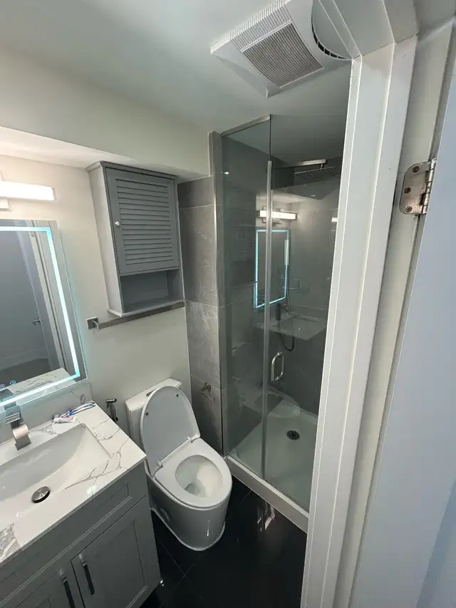 basement for rent in Long Term Rentals in Mississauga / Peel Region - Image 7