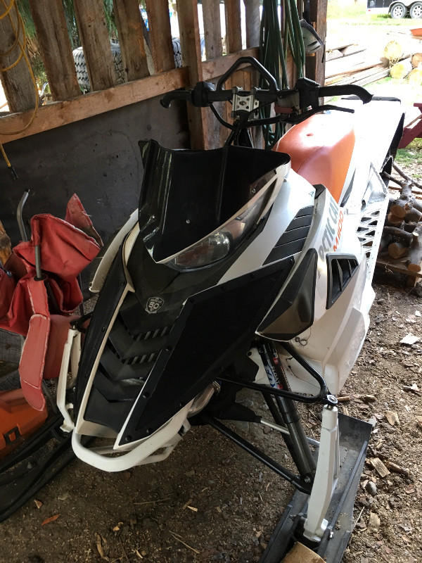 Arctic cat m1100 turbo in Snowmobiles in Nelson - Image 3