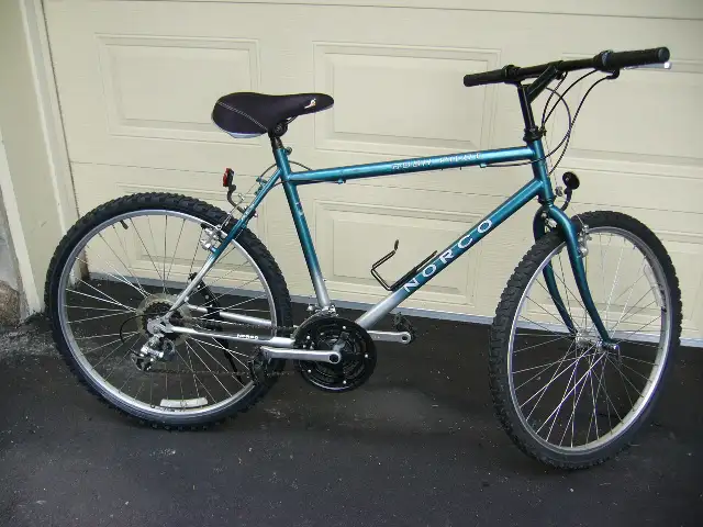 Velo de Montagne 26po Norco Bush Pilot 21Vit. Siege gel. in Mountain in Longueuil / South Shore - Image 2