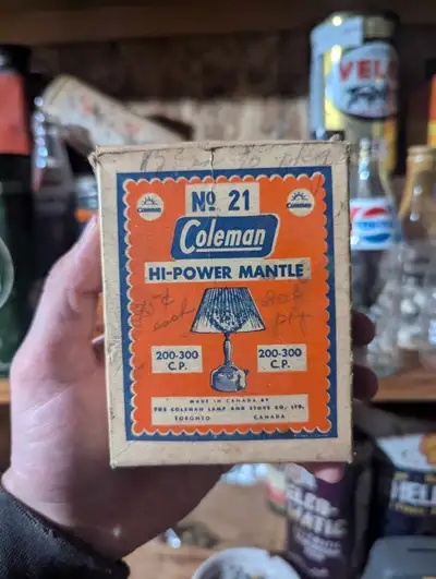 VINTAGE 1950's COLEMAN LANTERN #21 HI-POWER MANTLE BOX, View more