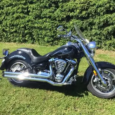 Motorcycle is in immaculate condition. Lots of extras added. 1 owner only. All original pipes and ot...