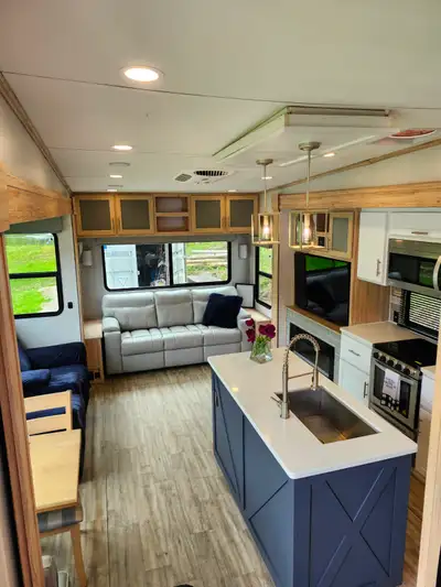 $50000 OBO ONE OWNER bought brand new, life has changed and retiring from RVing Bright and beautiful...