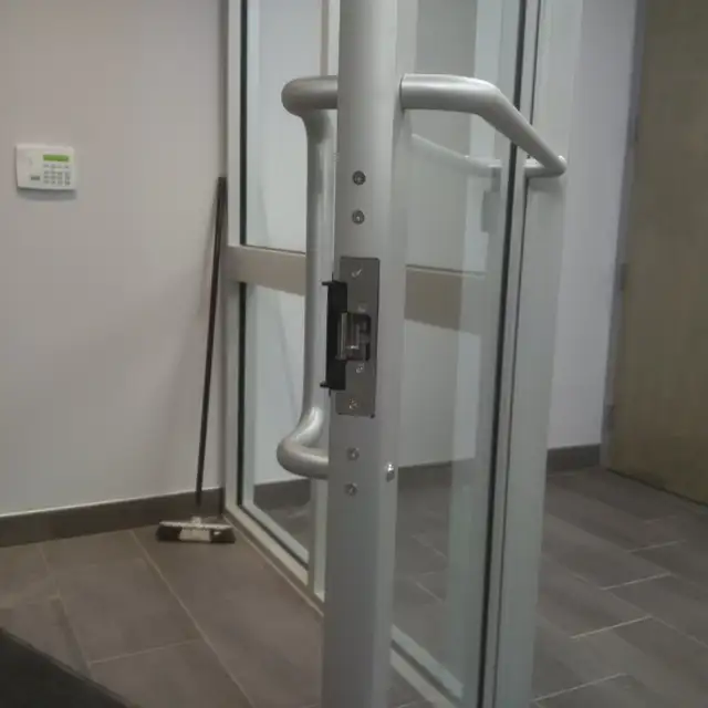 Milton-Burlington Locksmith and Safe Technician62865710624769123