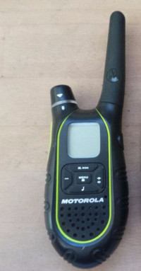 Motorola SX710 TalkAbout FRS/GMRS 12 Miles Two-Way Radio