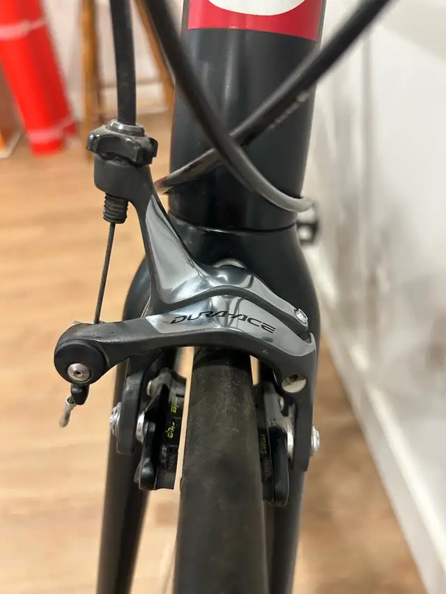 Cervélo R5ca 56cm – 14.1 lb Superbike – Dura-Ace / Zipp 404 in Road in City of Toronto - Image 5
