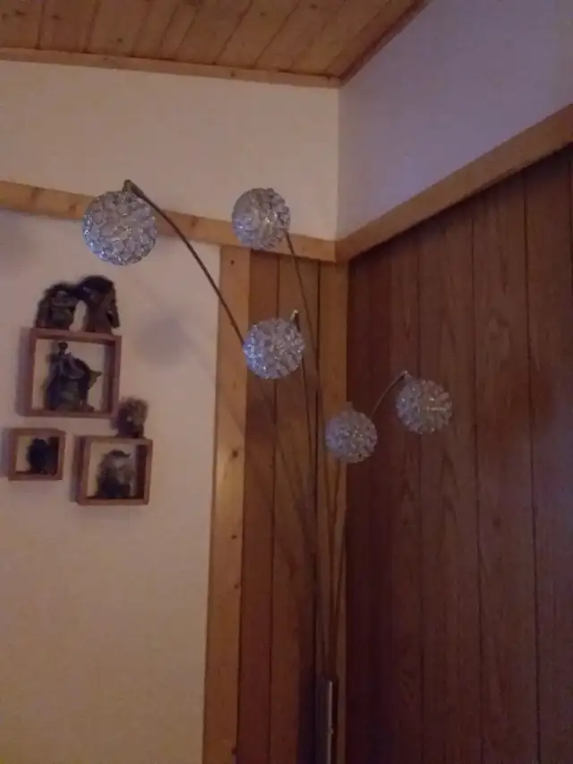 Adjustable lamp in Indoor Lighting & Fans in Grande Prairie - Image 3