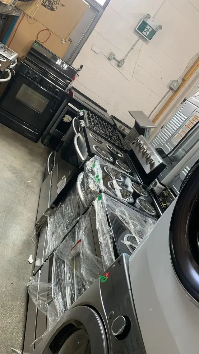 Stoves Clearance Sale | 24 & 30 | Electric & Gas | New Open Box in Stoves, Ovens & Ranges in Mississauga / Peel Region - Image 4