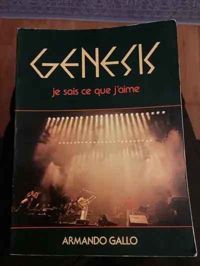 Livre sur le groupe Genesis en français.